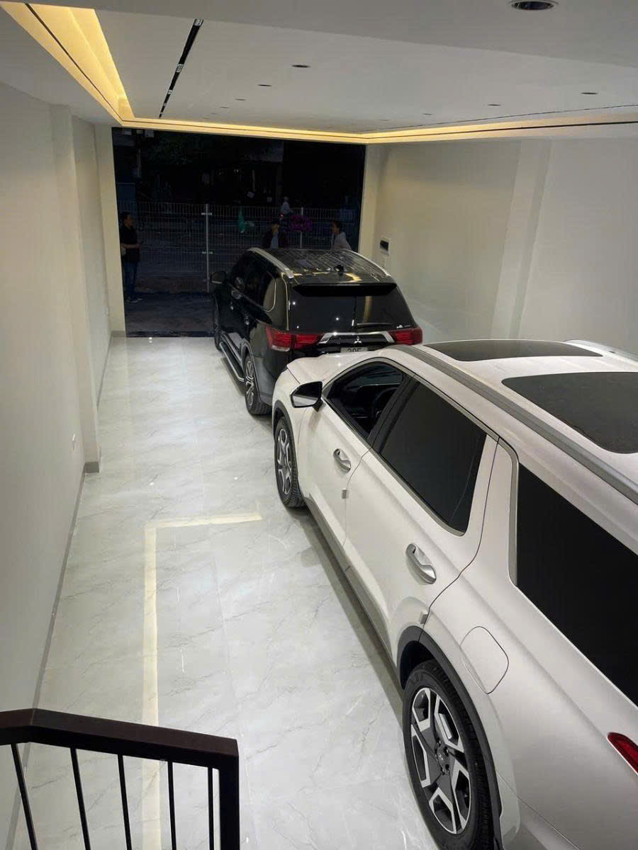 Bán nhà Bát Khối 71m 7 tầng MT4.2m thang máy gara ô tô hơn 19 tỷ 15991671