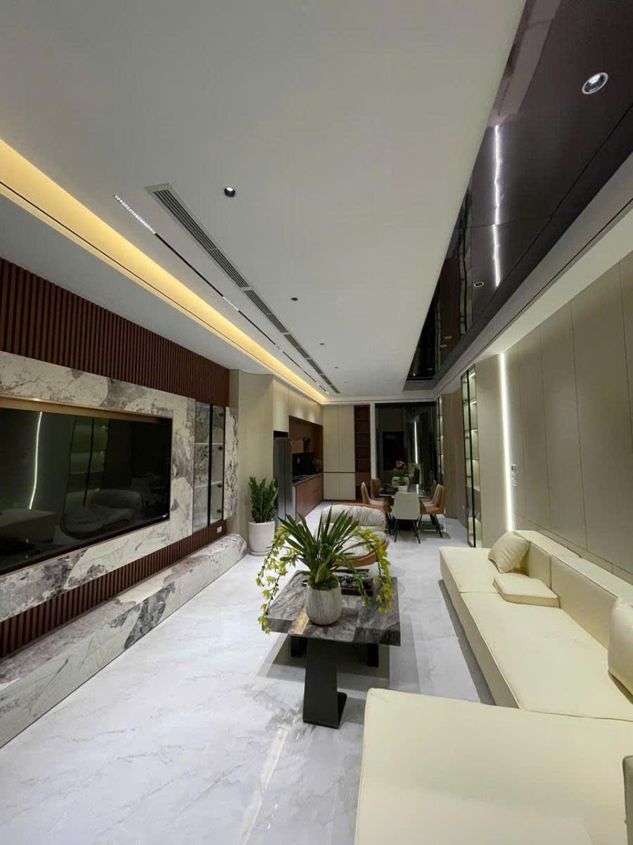 Bán nhà Bát Khối 71m 7 tầng MT4.2m thang máy gara ô tô hơn 19 tỷ 15991671