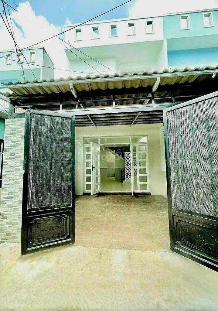 NHÀ CHÍNH CHỦ - MẶT TIỀN Đường Quốc lộ 50, Thị trấn Cần Giuộc, Huyện Cần Giuộc, Long An 15991680