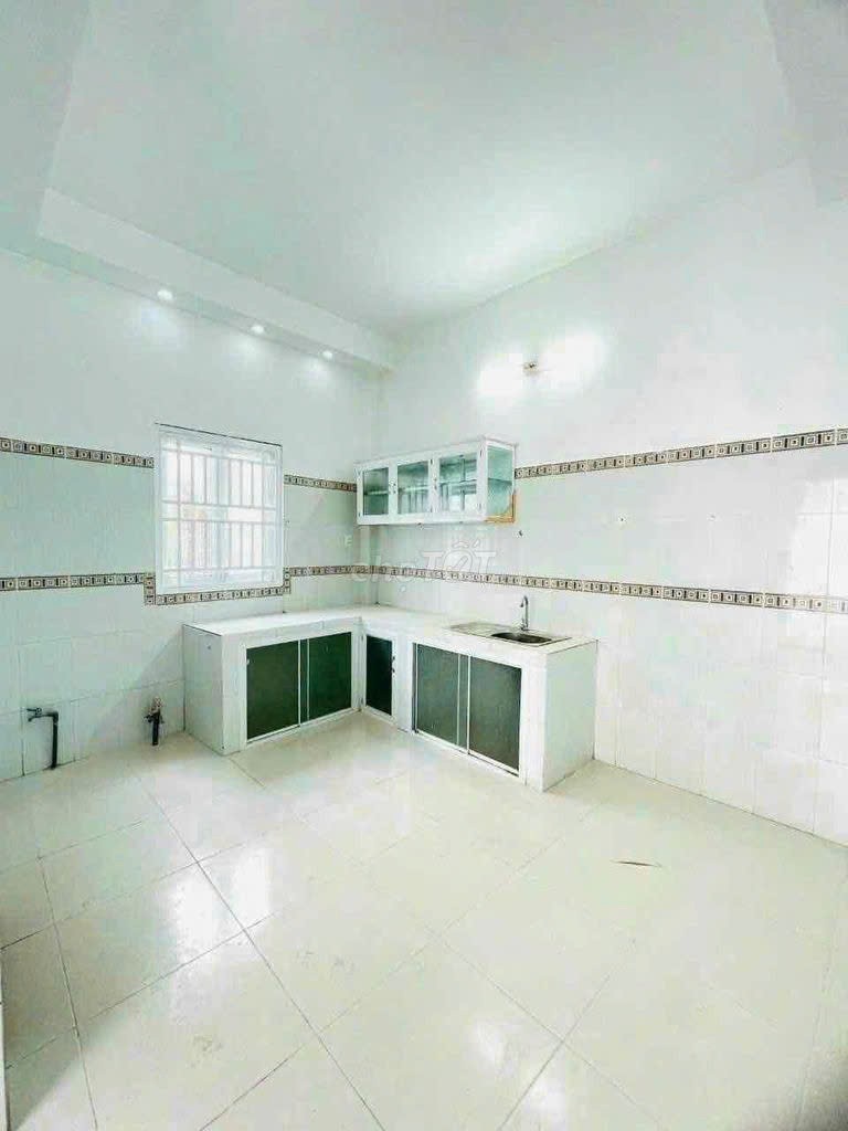 NHÀ CHÍNH CHỦ - MẶT TIỀN Đường Quốc lộ 50, Thị trấn Cần Giuộc, Huyện Cần Giuộc, Long An 15991680