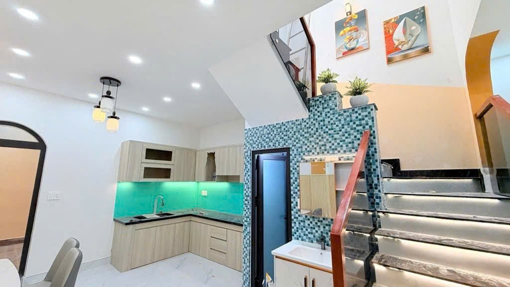 Bình Tân - 5 Tỷ Nhỉnh - Hẻm 1/ - Nhà Mới - Gần Chợ,Trường Học - 55M2 - 2 TẦNG - 3PN 15991709