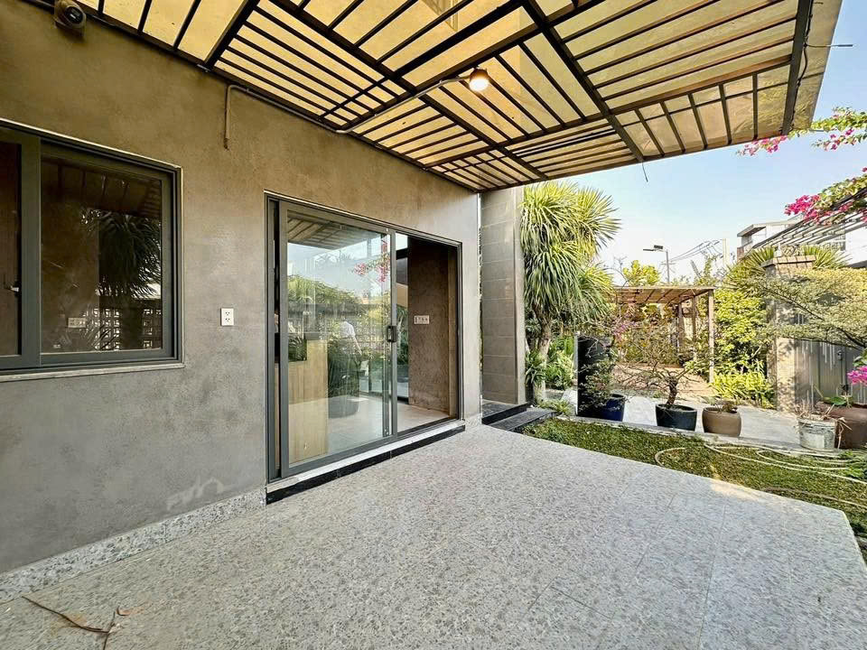 CẦN CHO THUÊ MẶT BẰNG QUÁN – SÂN VƯỜN SIÊU CHILL – VÀO LÀ KINH DOANH NGAY Vị trí: 221/60 đường Bình 15991741