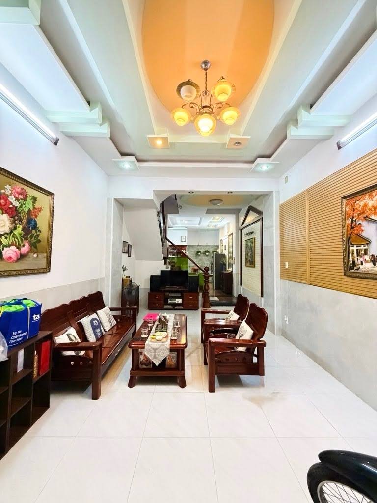 Bán nhà Gò Vấp, hẻm xe hơi thông Phan Huy Ích, 68m2, 4 tầng, 4PN, gần Emart, giá 7.9 tỷ TL 15991764