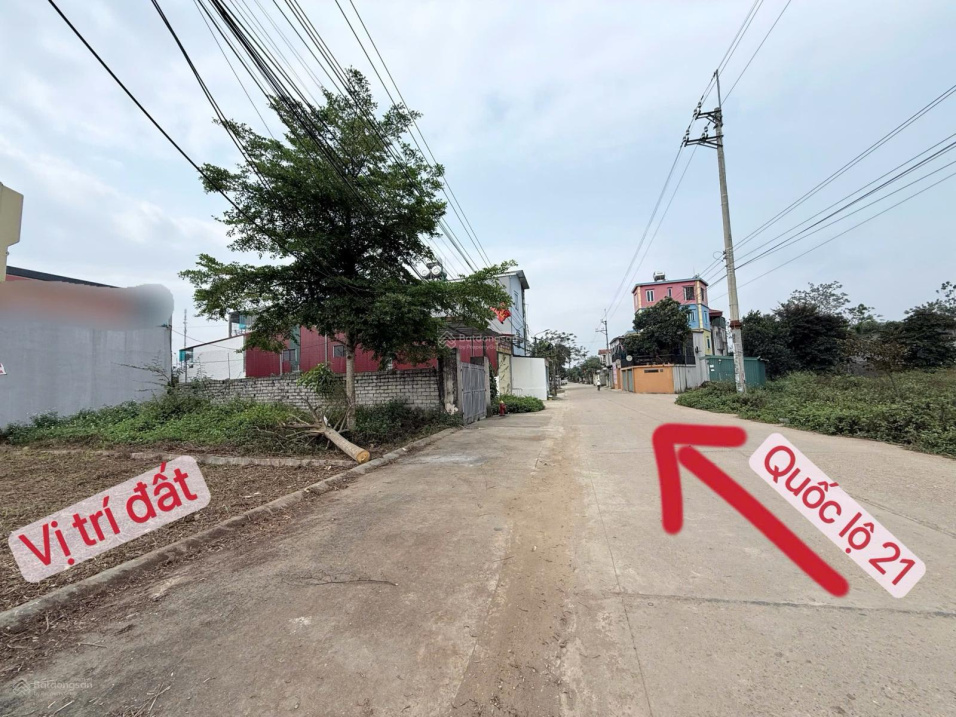 Chính chủ bán lô đất 2 mặt tiền diện tích 100m2, giá chỉ 20 triệu/m2, ngay sát QL 21 lh 0393778489 15991768