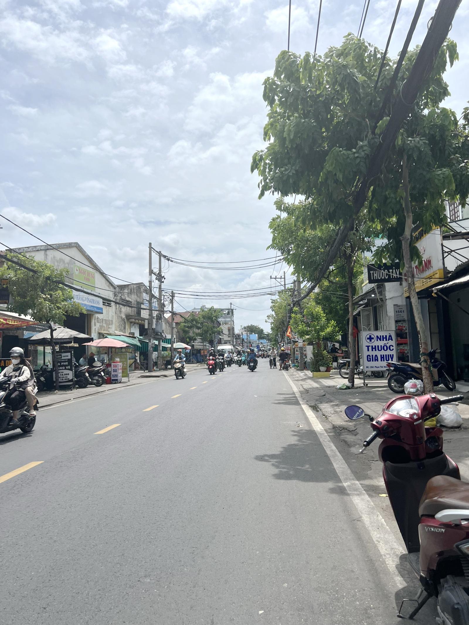 Nhà 2 tầng mặt tiền Phạm Thế Hiển P6Q8 . Giá 10.9 tỷ 15991772