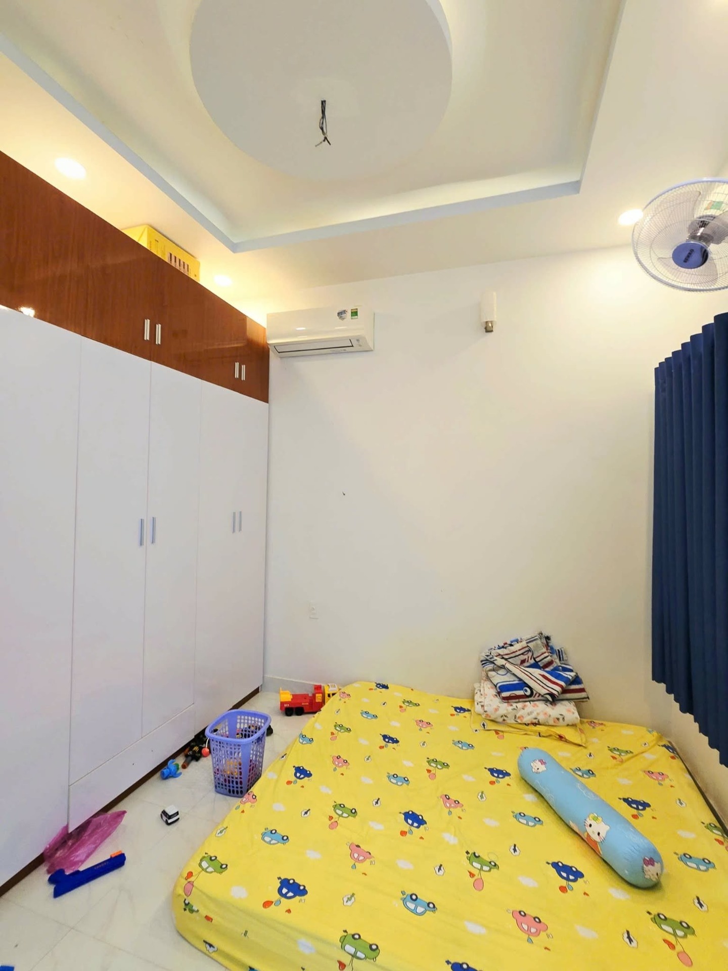 Thanh lý nhà mặt tiền hướng ra chợ qui đức bình chánh Giá 890 Triệu  15991830