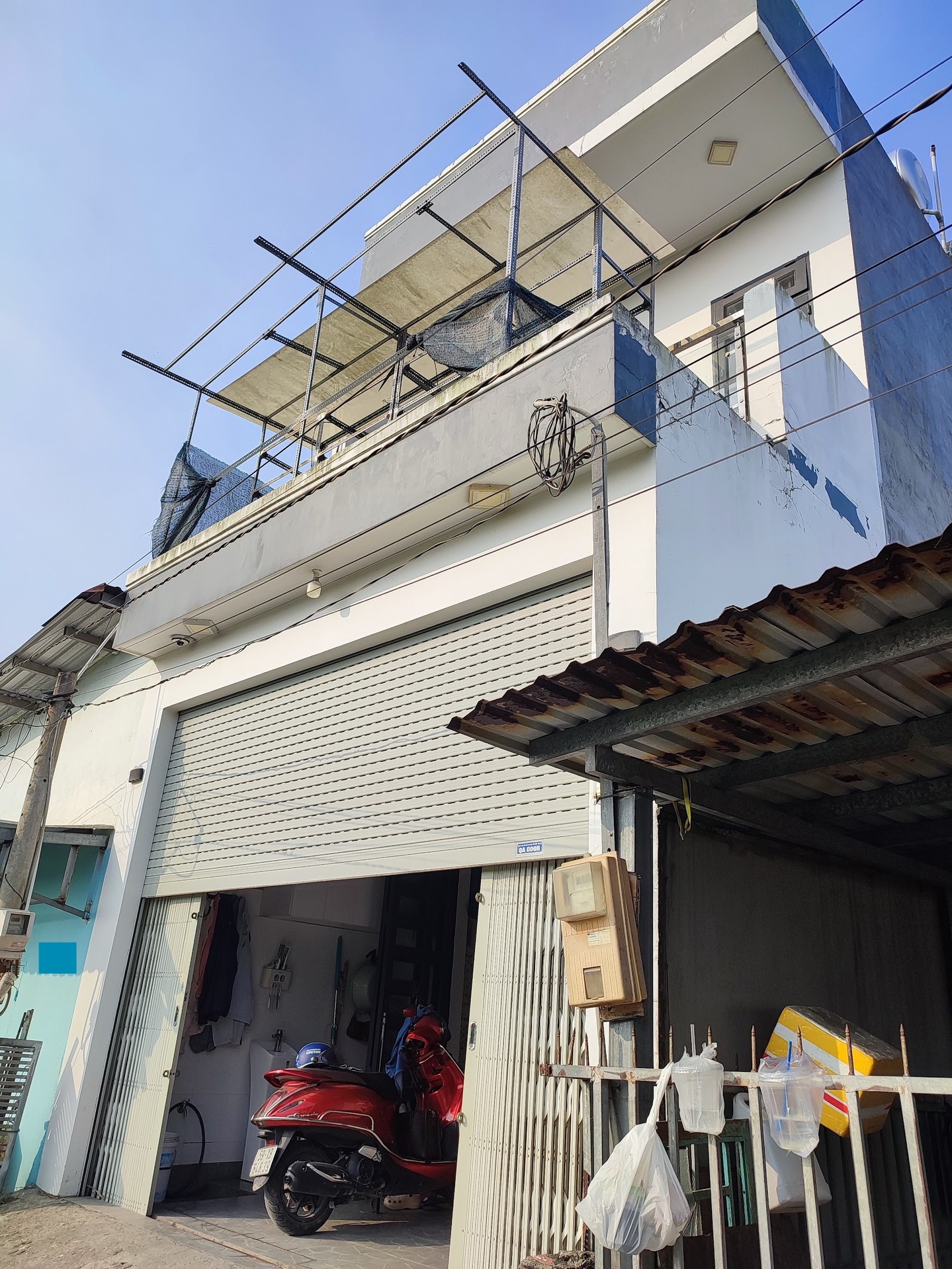 Thanh lý nhà mặt tiền hướng ra chợ qui đức bình chánh Giá 890 Triệu  15991830