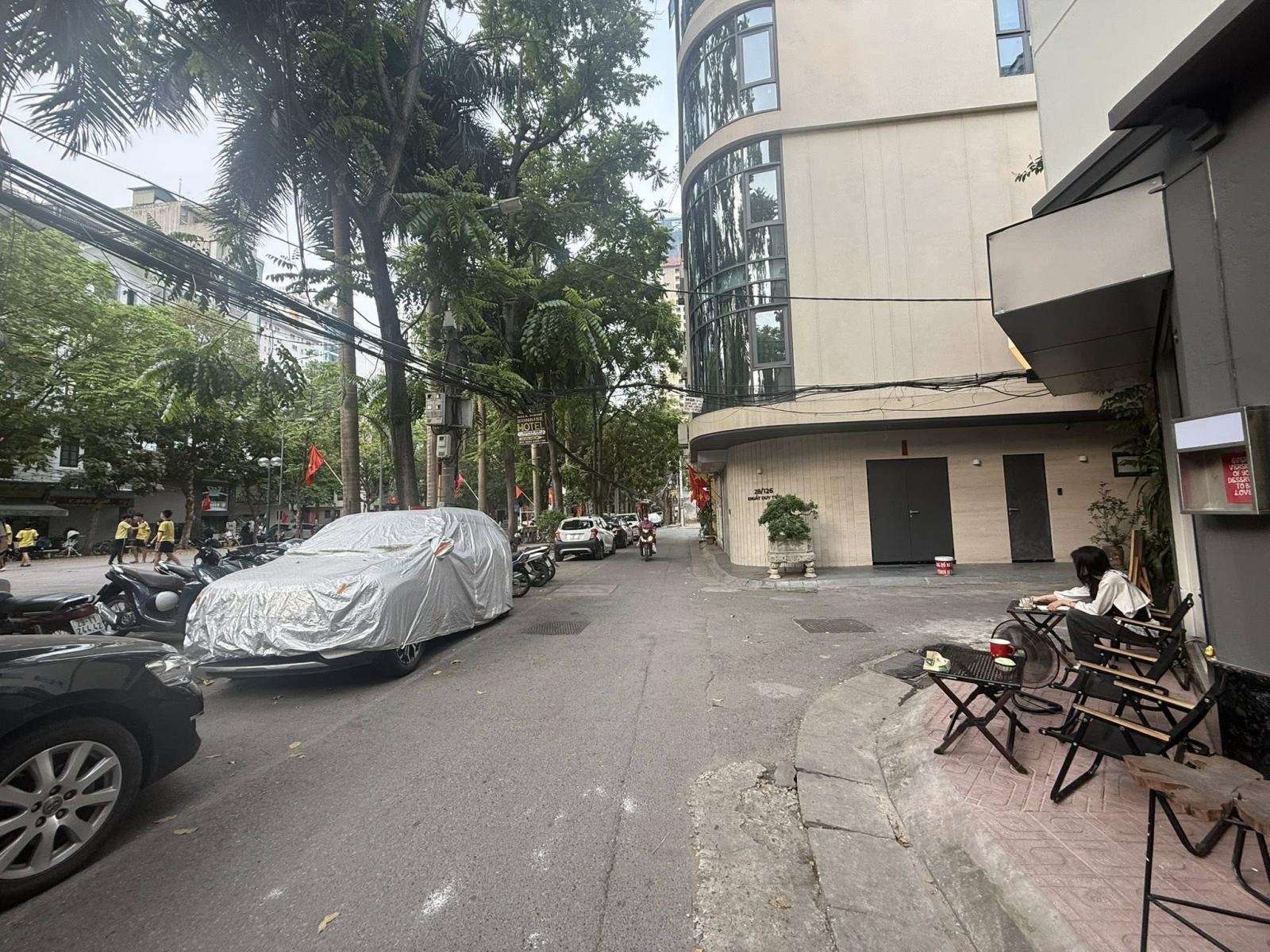 BÁN NHÀ NGUỴ NHƯ KONTUM, DT65M2 5T LÔ GÓC 2 MẶT NGÕ VỈA HÈ, OTO TRÁNH, KINH DOANH, 27.X TỶ 15991867