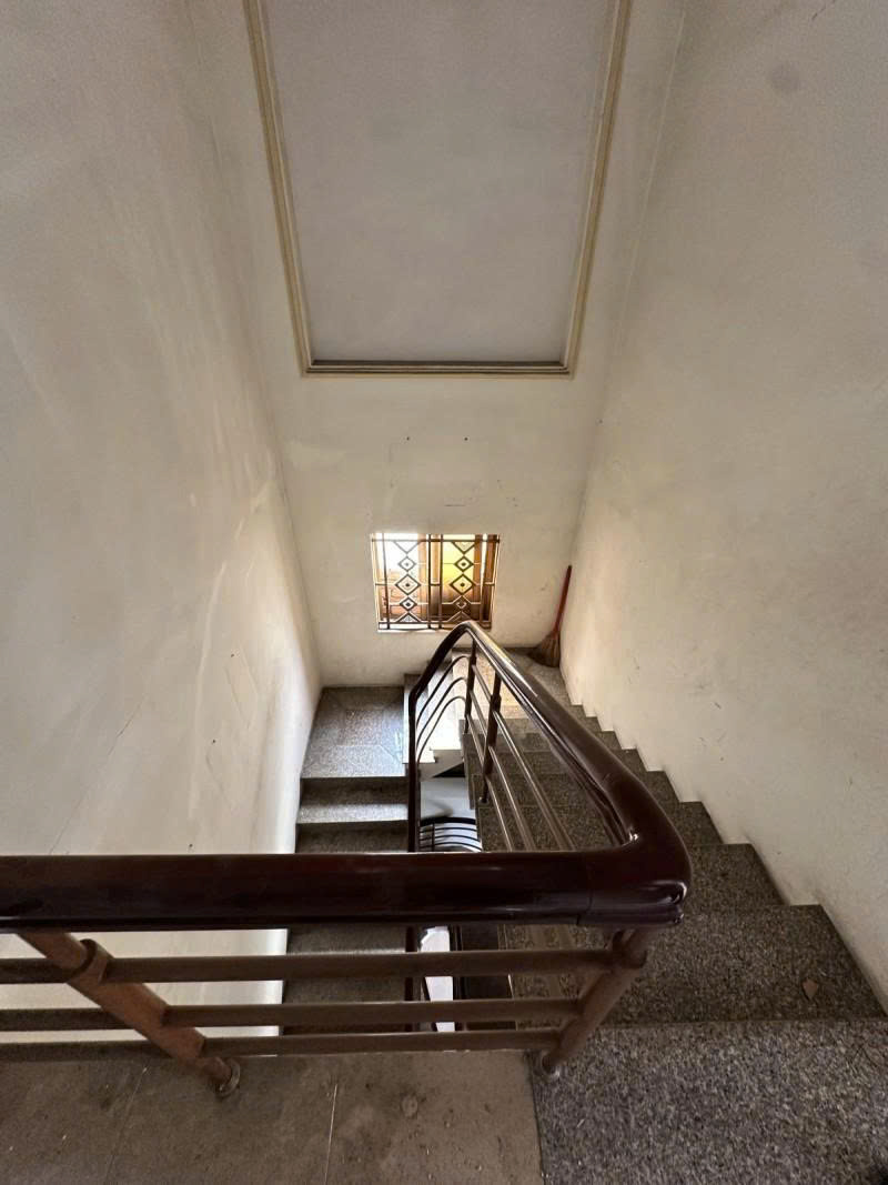 Bán nhà Âu Cơ - ngay Đồng Đen, đối diện Bệnh Viện Tân Phú, 5,8x12m, 4 Tầng - 3PN, 8 tỷ. 15991899