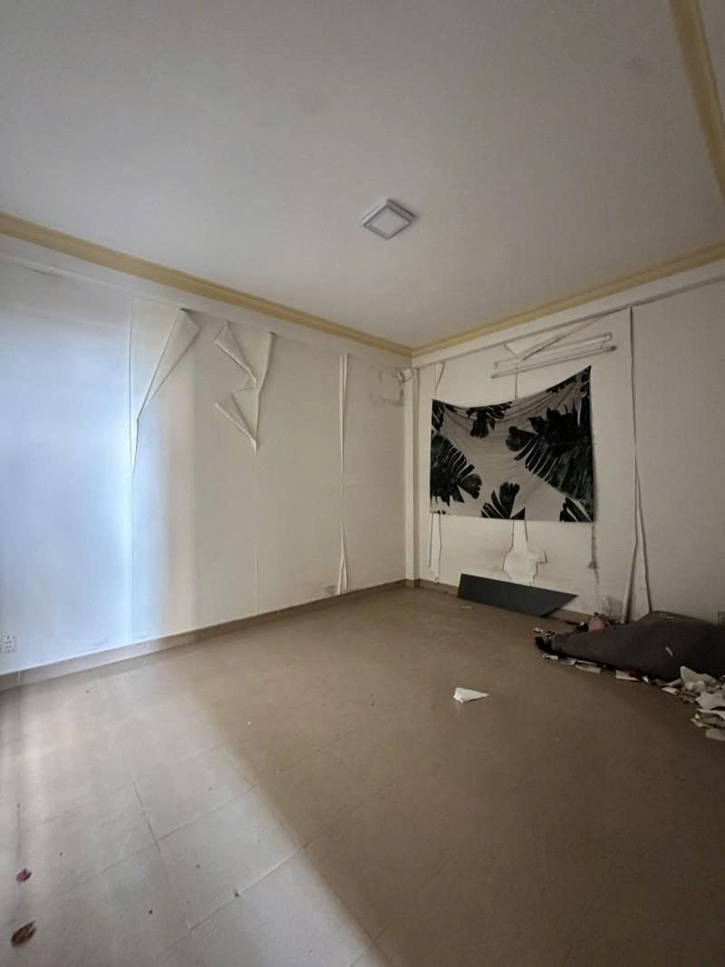 Bán nhà Âu Cơ - ngay Đồng Đen, đối diện Bệnh Viện Tân Phú, 5,8x12m, 4 Tầng - 3PN, 8 tỷ. 15991899