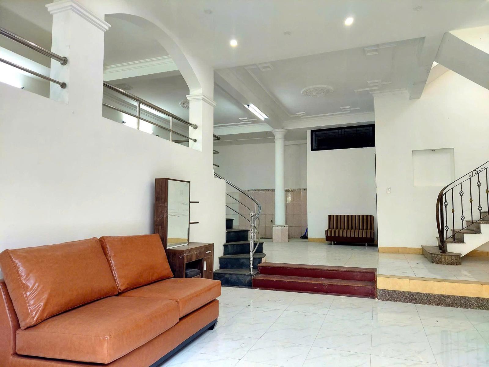 Bán nhà Biệt thự  Nguyễn Hữu Cảnh, giáp Quận 1, 10x16m, 4 Tầng - 9PN, sổ A4, 16,3 tỷ. 15991903