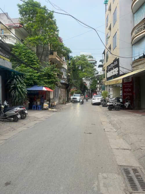 Bán nhà Hoàng Hoa Thám 122m 5 tầng thang máy 25 phòng cho thuê giá 31.5 tỷ 15991920