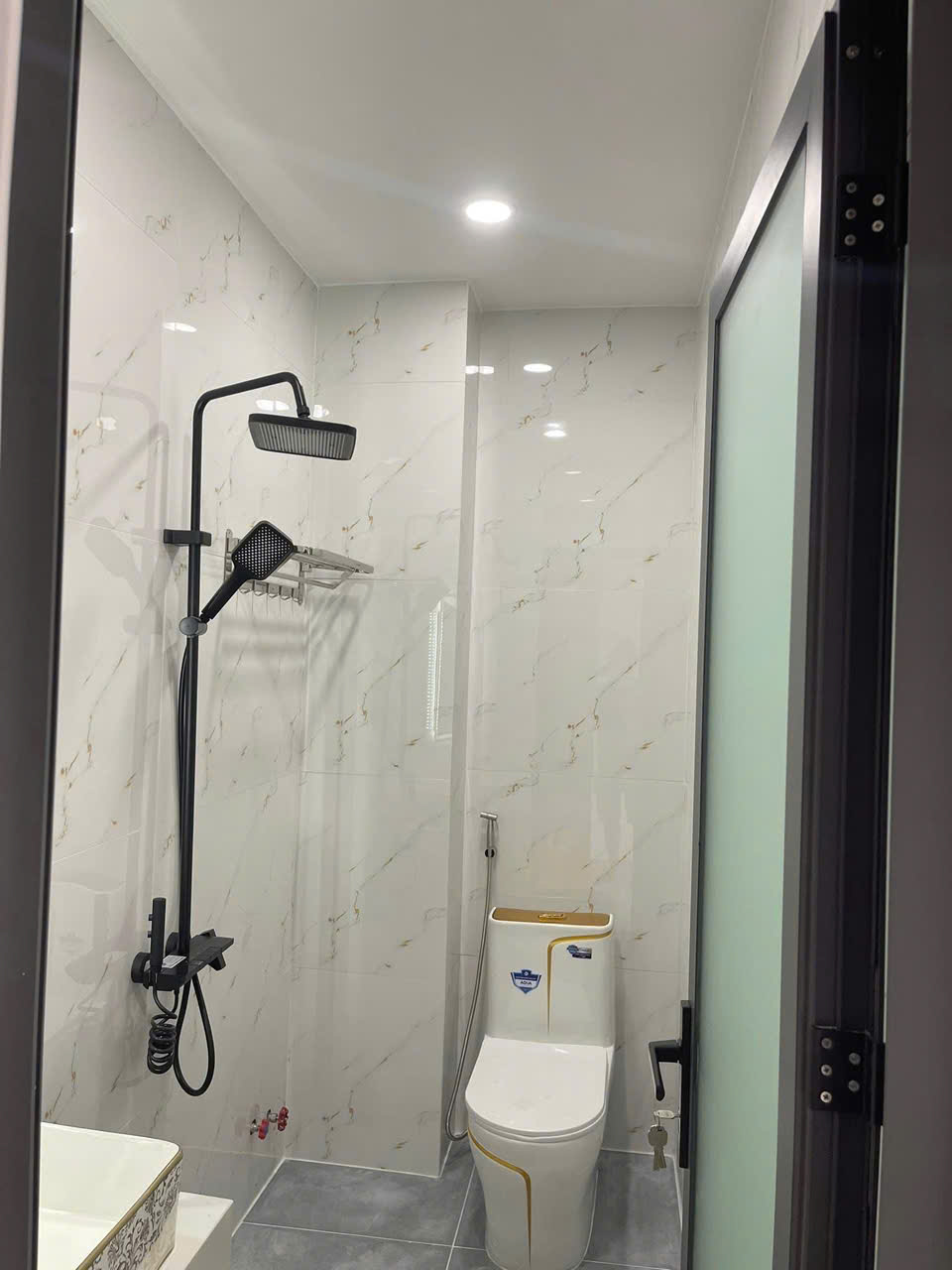 NHÀ PHỐ TRỆT LỬNG 2 LẦU – LÊ VĂN KHƯƠNG – GIÁ TỐT ĐẦU TƯ & Ở NGAY 15991937