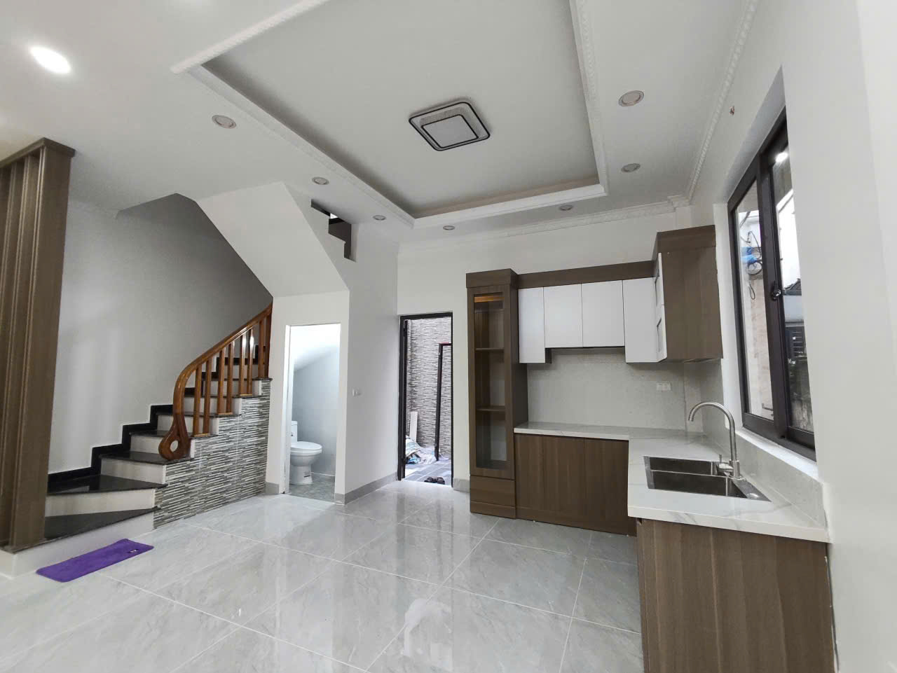 BÌNH HỒ ĐÔNG MỸ – 48M² – 4T – MT 6M – Ô TÔ VÀO NHÀ, NGAY SÁT KHU C THỂ THAO OLYMPIC 15991943