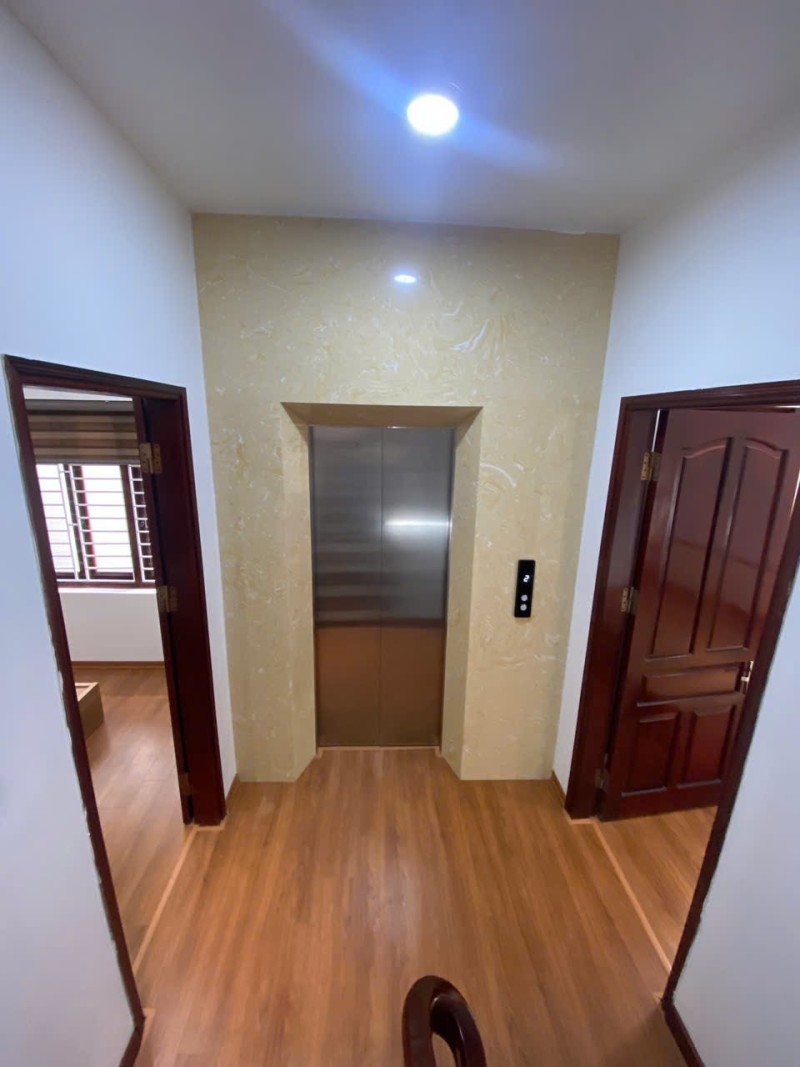 SIÊU PHẨM LÔ GÓC NGUYỄN VĂN CỪ – THANG MÁY RIÊNG – NỘI THẤT CAO CẤP – KHẲNG ĐỊNH ĐẲNG CẤP SỐNG 15991945