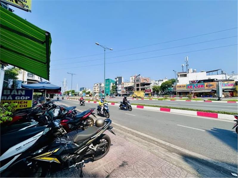 Nhà MT Đường Phạm Văn đồng Quận Gì Vấp Phường 1 Cũ (Hạnh Thông). 15991969