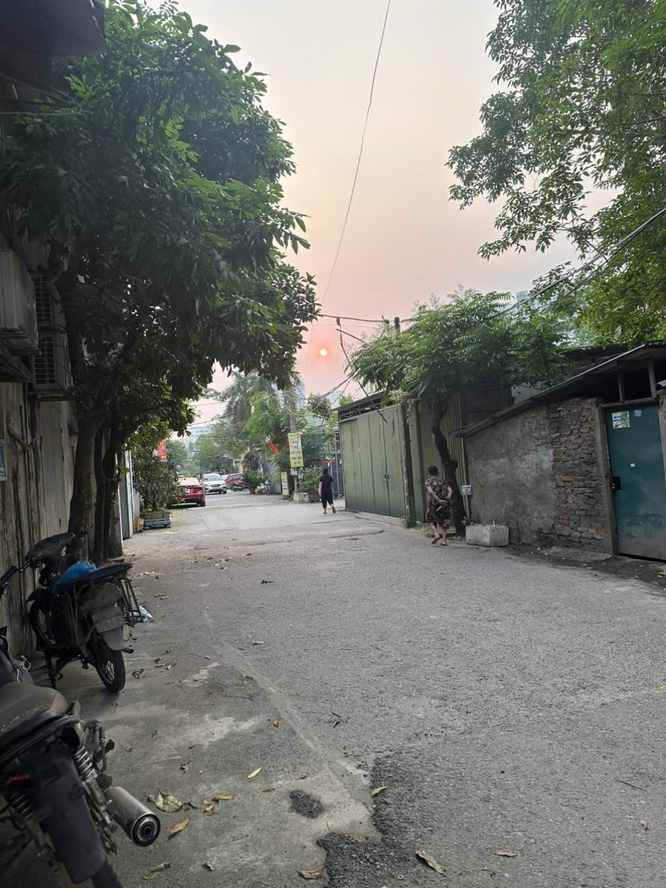 CHÍNH CHỦ CÓ NHÀ CẤP 4 CHO THUÊ TẠI KHU VỰC ĐỒNG MAI, HÀ ĐÔNG, VỊ TRÍ THUẬN TIỆN SINH HOẠT VÀ ĐI LẠI 15991975