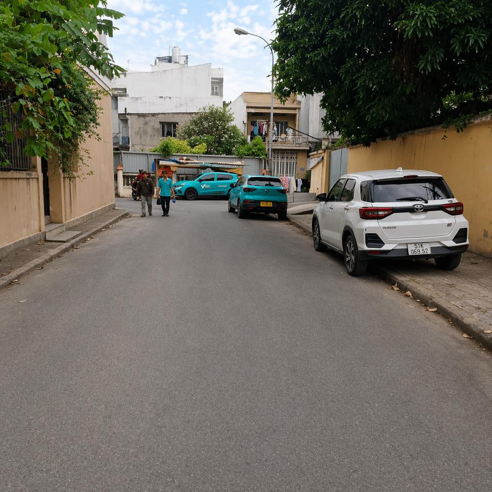 CHỈ 6.3 TỶ SỞ HỮU NHÀ 85M 2 TẦNG HXH TRÁNH SÁT MẶT TIỀN NGAY TÂN SƠN NHÌ 15991976