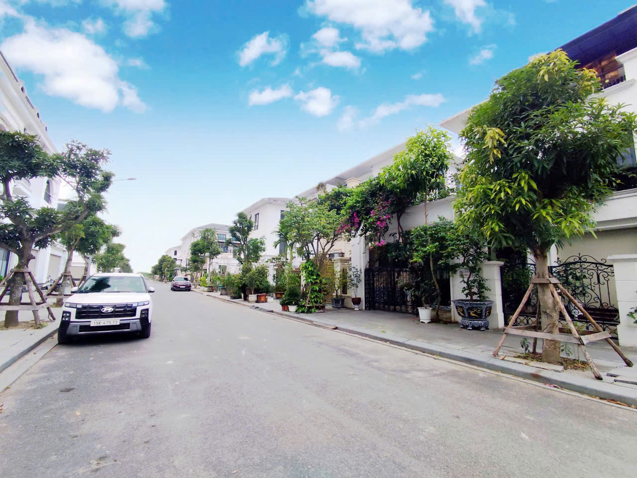 💋💋Biệt thự Làng Việt Kiều - 232m 3 tầng - Đường 24m cực rộng 15991988