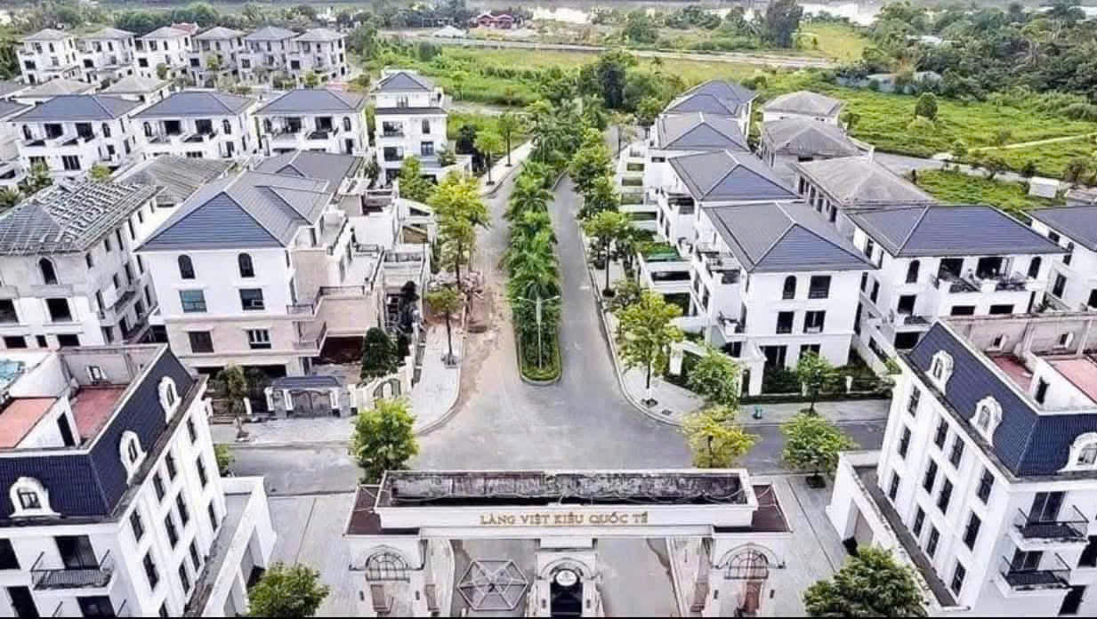 💋💋Biệt thự Làng Việt Kiều - 232m 3 tầng - Đường 24m cực rộng 15991988