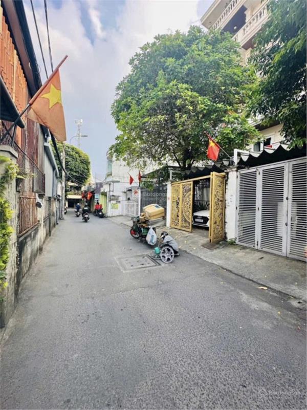 Nhà 3 tầng Đường số 9 ngay Lotte 4,1x18m nở hậu 5m. Bán đất tặng nhà đang có 8P cho thuê. 7,8 tỷ TL 15992012