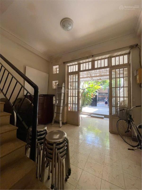 Nhà 3 tầng Đường số 9 ngay Lotte 4,1x18m nở hậu 5m. Bán đất tặng nhà đang có 8P cho thuê. 7,8 tỷ TL 15992012