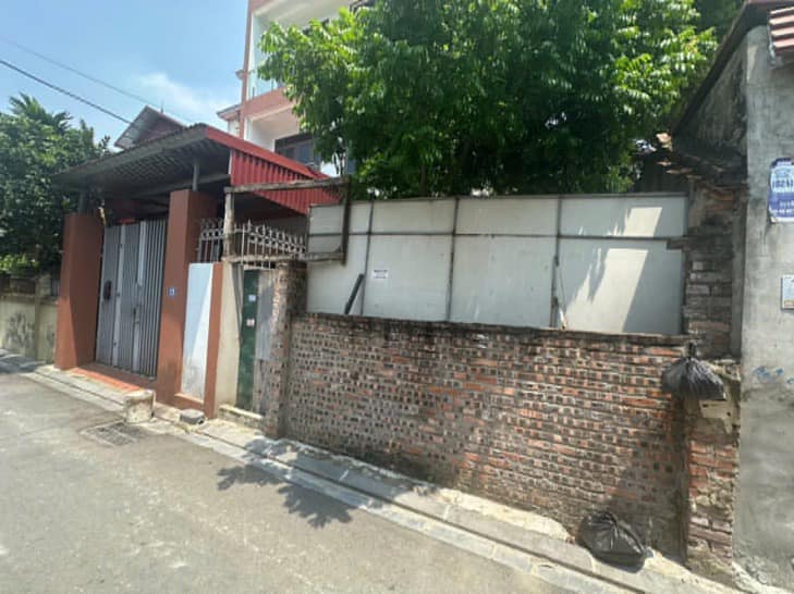 BÁN GẤP LÔ ĐẤT ĐẸP GẦN CẦU THĂNG LONG . Diện tích: 60,2m².MT: 4,1m vuông vắn 15992038