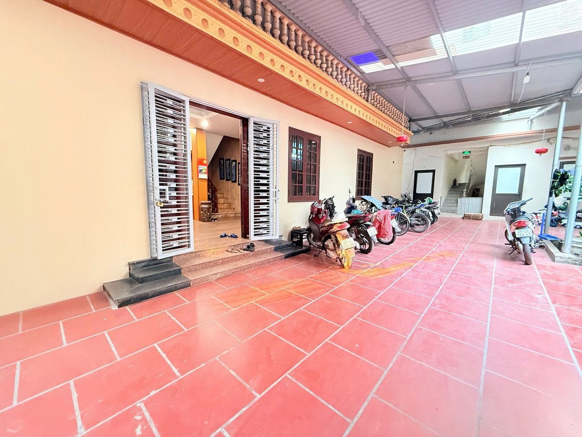 Bán Nhà Xuân Đỉnh. Bắc Từ Liêm. DT 156m2. MT 9m. 3 Tầng. Giá 29.5 Tỷ. 15992074