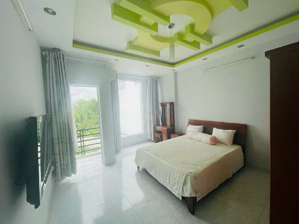 Quá Rẻ Chỉ 7 TỶ 050 HẺM XE Hơi Quận 7 15992082