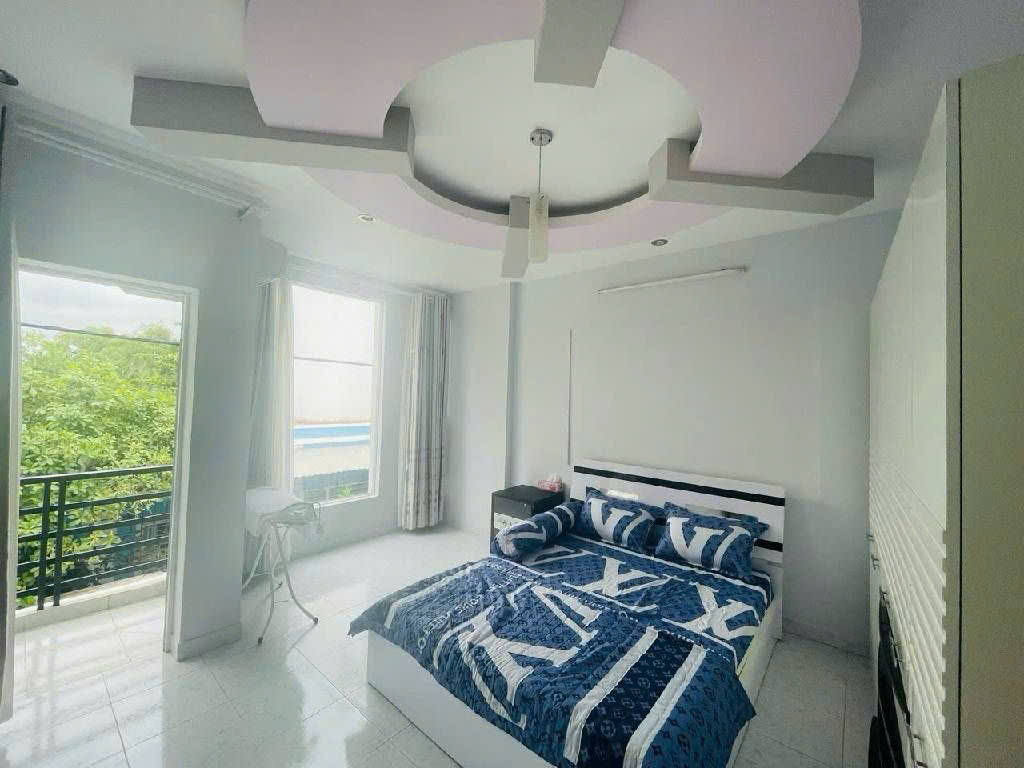 Quá Rẻ Chỉ 7 TỶ 050 HẺM XE Hơi Quận 7 15992082