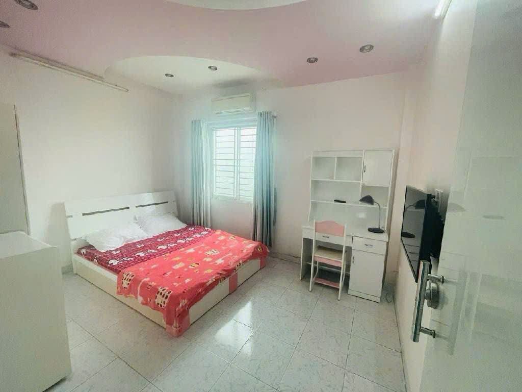 Quá Rẻ Chỉ 7 TỶ 050 HẺM XE Hơi Quận 7 15992082