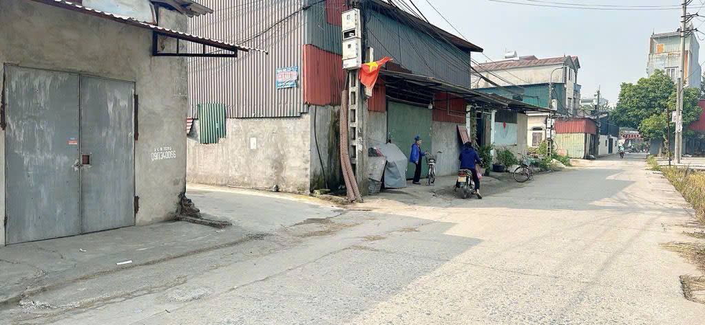 Bán đất Hương Mạc Từ Sơn- ngõ Nông- Oto - Hàng xóm đông Anh- 50m nhỉnh 1 tỷ( 15992083