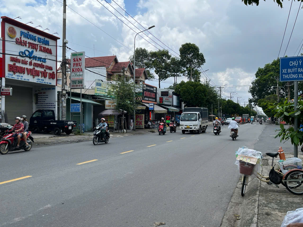 Bán nhà mặt tiền 20x50m giá 120 tỷ Đường Lê Văn Khương 15992104