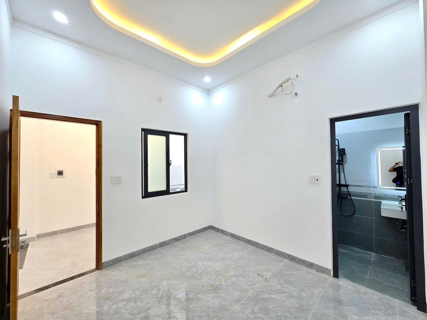 📣📣 Bán nhà 1 Trệt 1 lầu 80m2 SHR thổ cư đường ô tô (P. Bửu Hoà) chỉ 2,050 tỉ 15992177