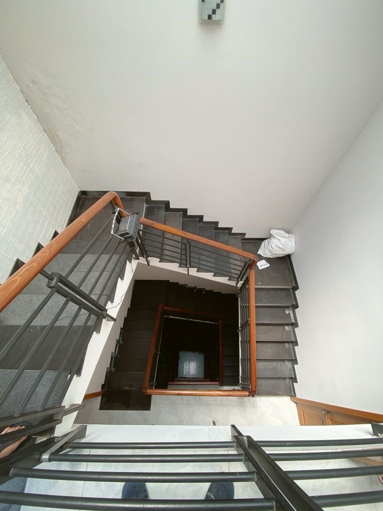 Hẻm xe hơi chợ Rạch Ông, 5 tầng kiên cố, Thang Máy, Âu Dương Lân- 0931172218 15992193