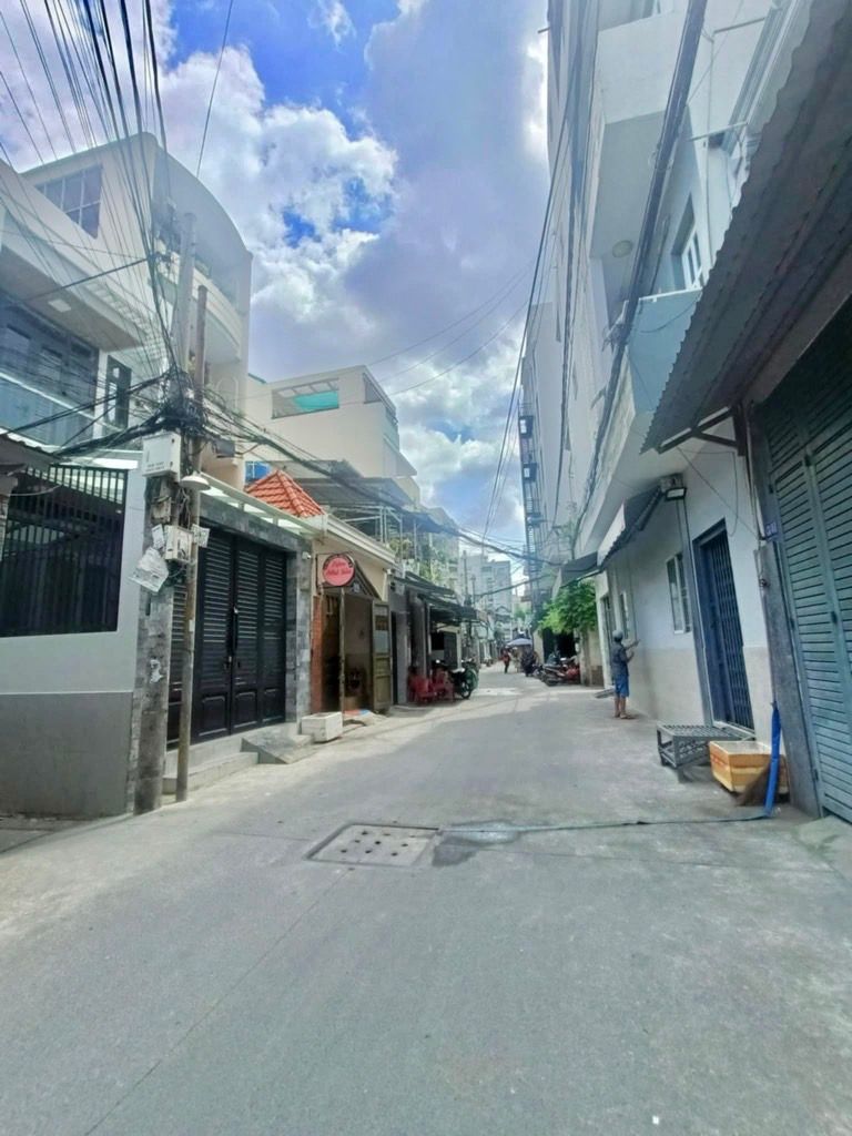 Hẻm xe hơi chợ Rạch Ông 5x24 Hoàn công 4 tầng Tặng nội thất- 0931172218 15992195