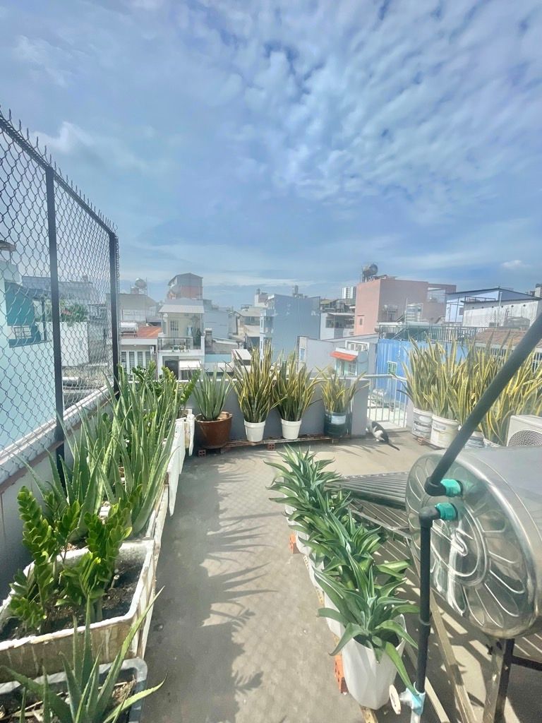 Hẻm xe hơi chợ Rạch Ông 5x24 Hoàn công 4 tầng Tặng nội thất- 0931172218 15992195