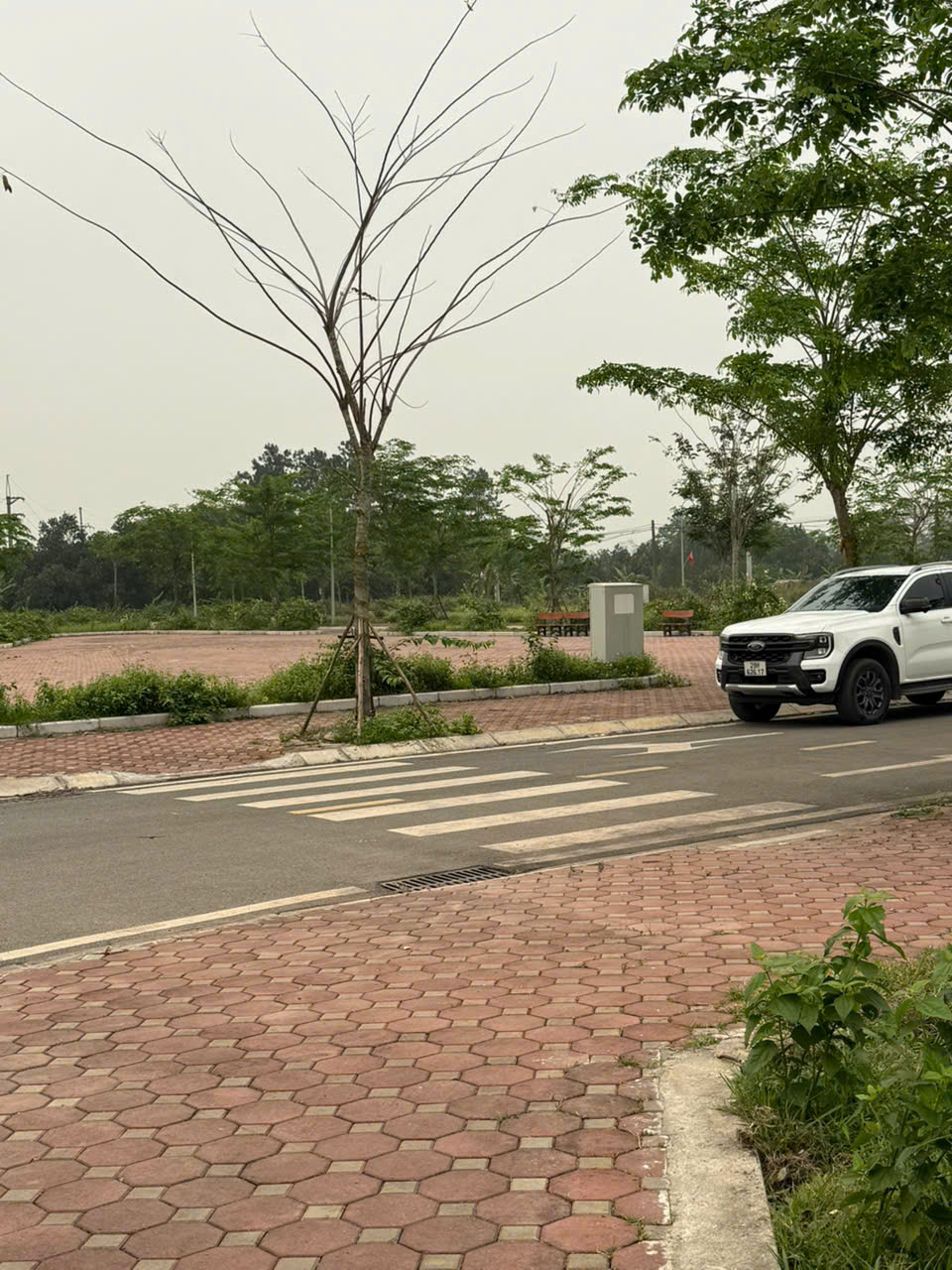 Lô đất 100m2 gần Quốc Lộ 21, khu vực trung tâm Hòa Lạc. Phù hợp xây trọ, đầu tư sinh lời, kết nối 15992261