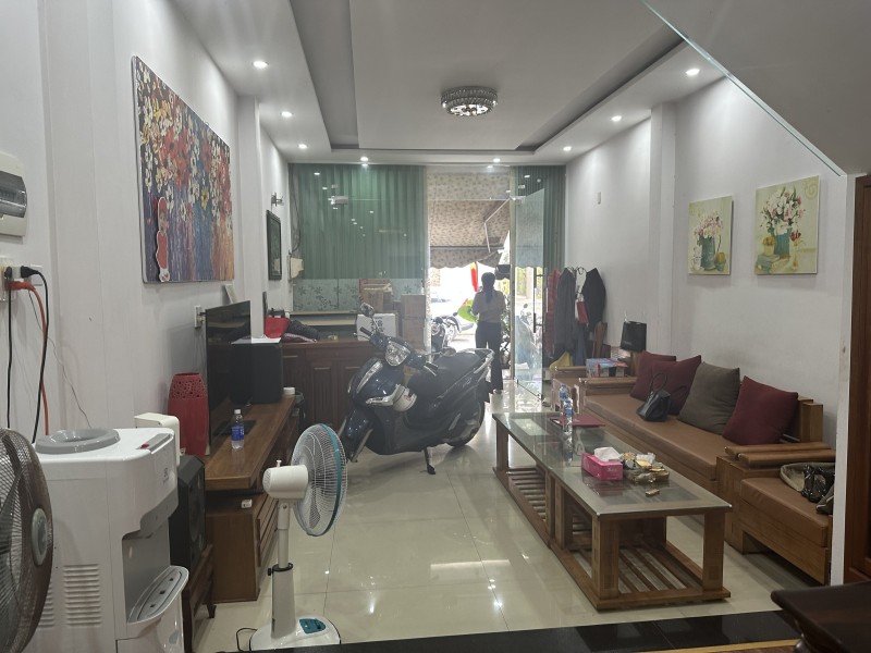 Nhà mặt tiền Bùi Thị Xuân, Sơn Trà, 64m2, giá 9,7 tỷ, gần biển 15992270