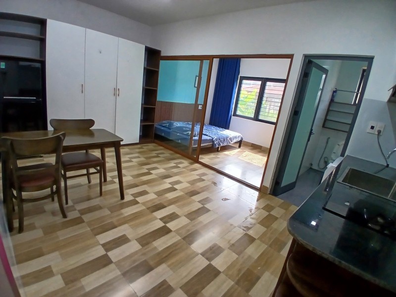 Tòa căn hộ 5 tầng Vũ Đình Liên, Hòa Xuân, 100m2, giá 12,75 tỷ, 11 phòng 15992292