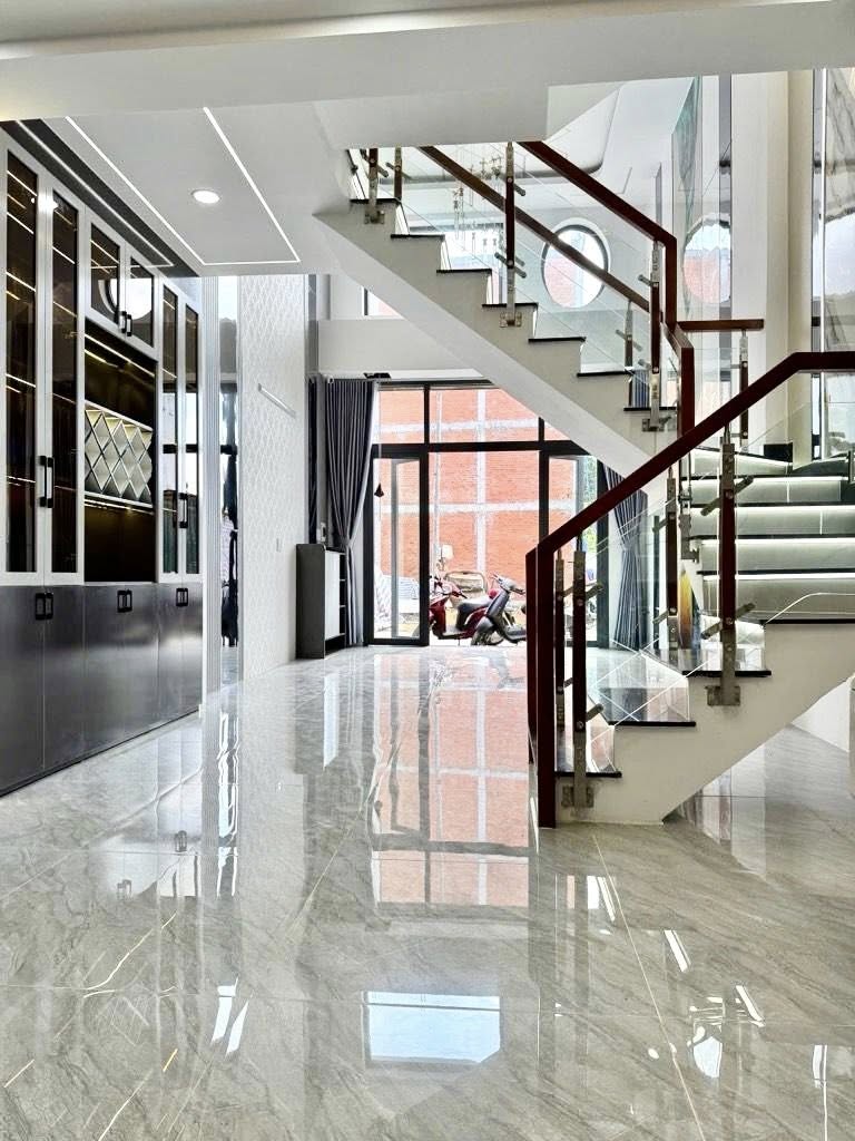 nhà 4 tầng - ĐƯỜNG 6M - KHU PHÂN LÔ VÍP - KINH DƯƠNG VƯƠNG- GẦN TÊN LỬA- AEON (4 x 13)  52M2 , 15992345