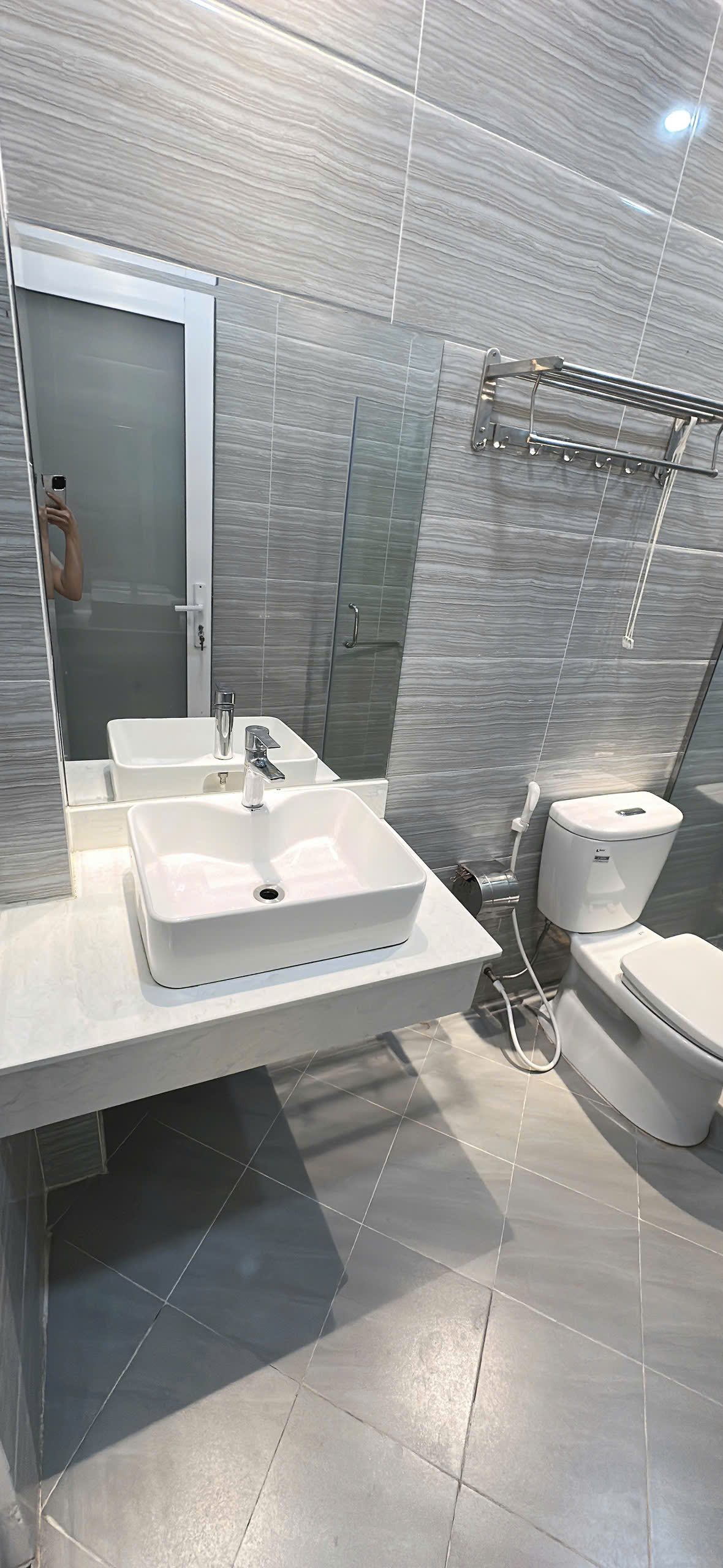 Chính chủ cho thuê nhà nguyên căn tại 100 Lê Văn Duyệt, Bình THạnh 15992351