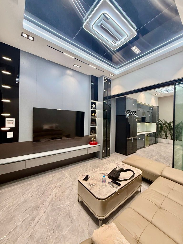 Bán nhà Trần Khát Chân 66m2 ô tô cửa full nội thất chỉ 12 tỷ 15992355