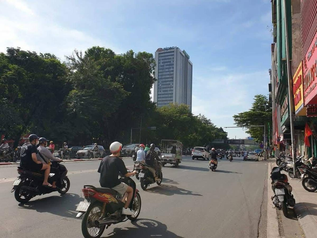 🔅 ĐẤT VÀNG MẶT PHỐ TÂY SƠN,  630M2 MT 18M, HẬU 20M, SẴN GPXD 9T  8 NỔI 1 HẦM, 🔅 15992358