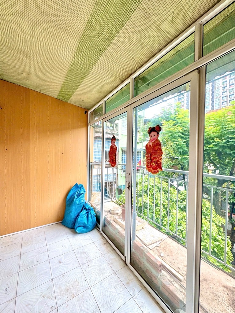 Bán tập thể Quỳnh Mai, 52m 2 ngủ đủ công năng vs khép kín chỉ nhỉnh 2 tỷ 15992361