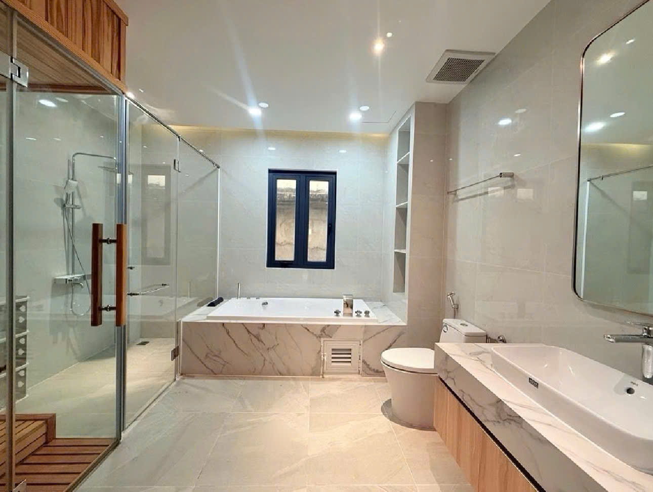 Siêu phẩm LÊ VĂN QUỚI - 4 TẦNG BTCT - tặng full nội thất - HXH - chỉ 6.x tỷ 15992367