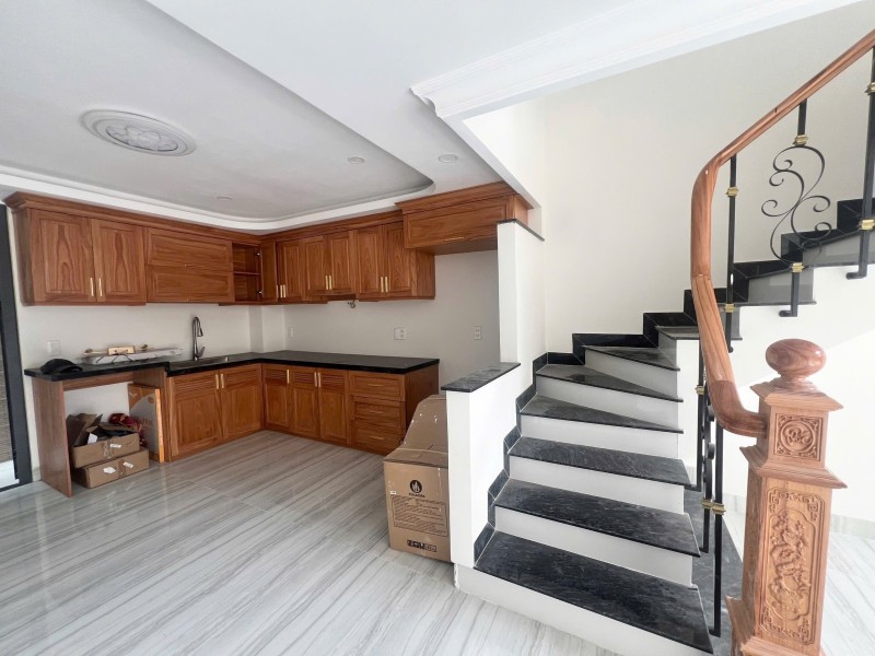 Bán nhà 4 tầng, đường số 10, Hiệp Bình Phước, Thủ Đức, TP HCM. DT - 52m2. Giá 6.8 tỷ, Sổ Hồng, 15992435