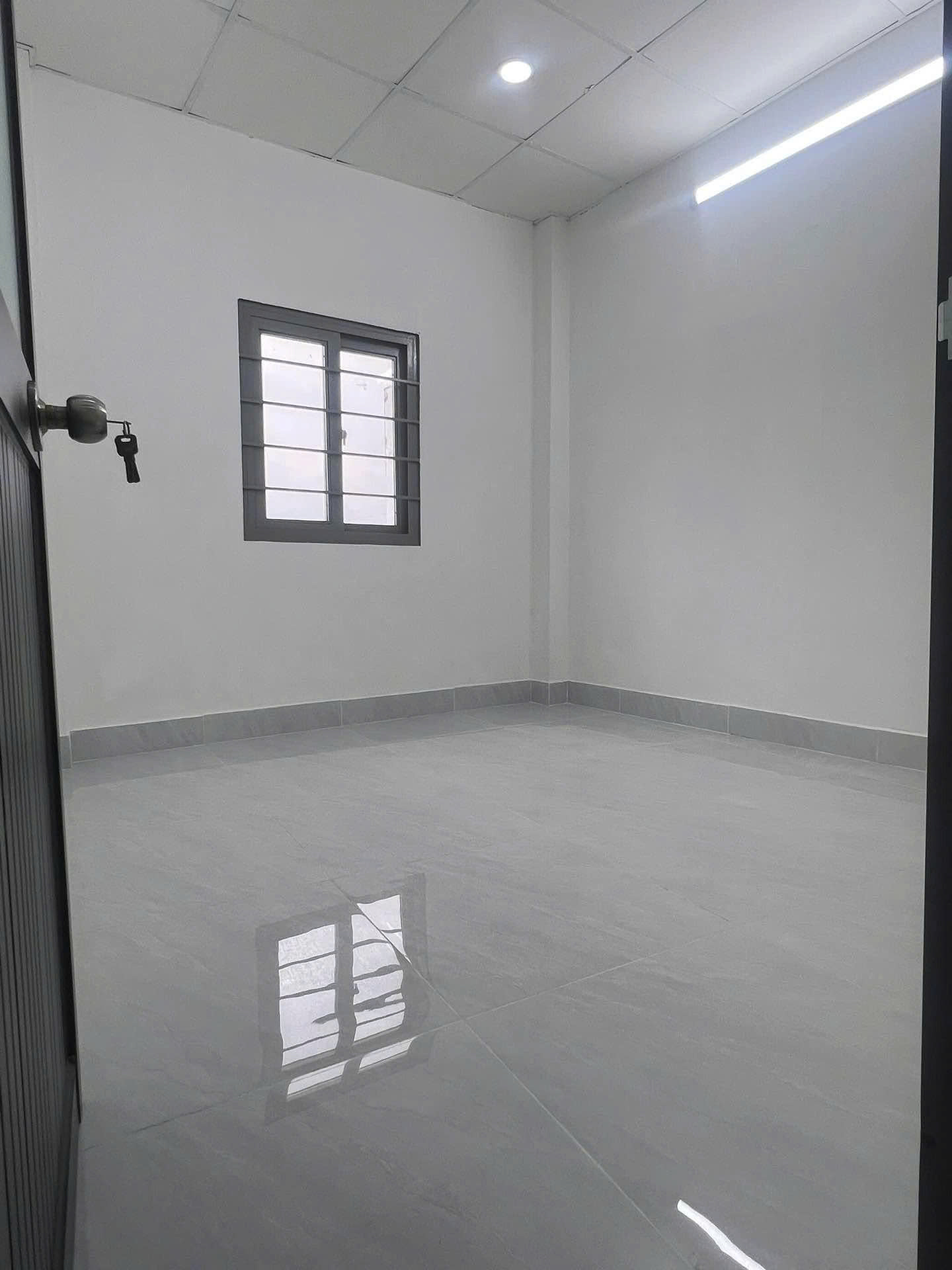 MẶT TIỀN ĐHT27 - 30m2 -3 tầng 2PN - CHỈ 2.52 TỶ - KINH DOANH NGAY 15992456