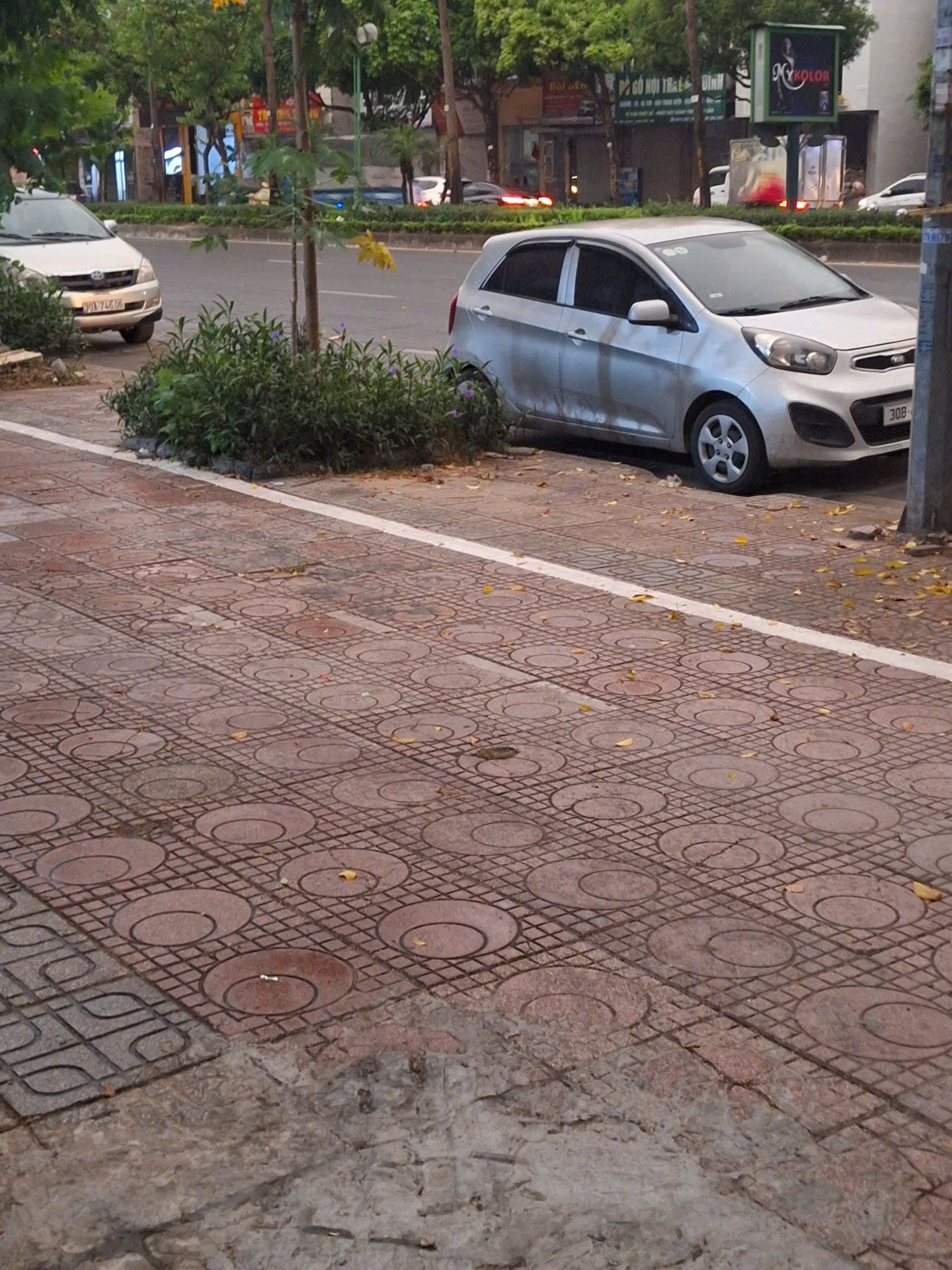 Ngô Gia Tự 55m2 ba tầng chỉ hơn 7 tỷ chủ cần bán thốc gấp chỉ hơn trăm tr/m2 15992464