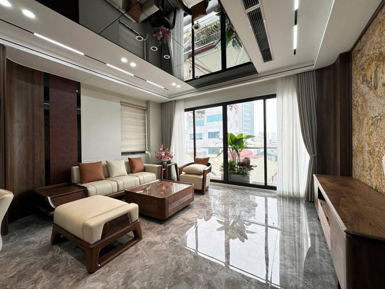 Bán nhà mặt phố Đào Tấn, 7 tầng thang máy, kinh doanh đỉnh, chỉ 33 tỷ 15992477